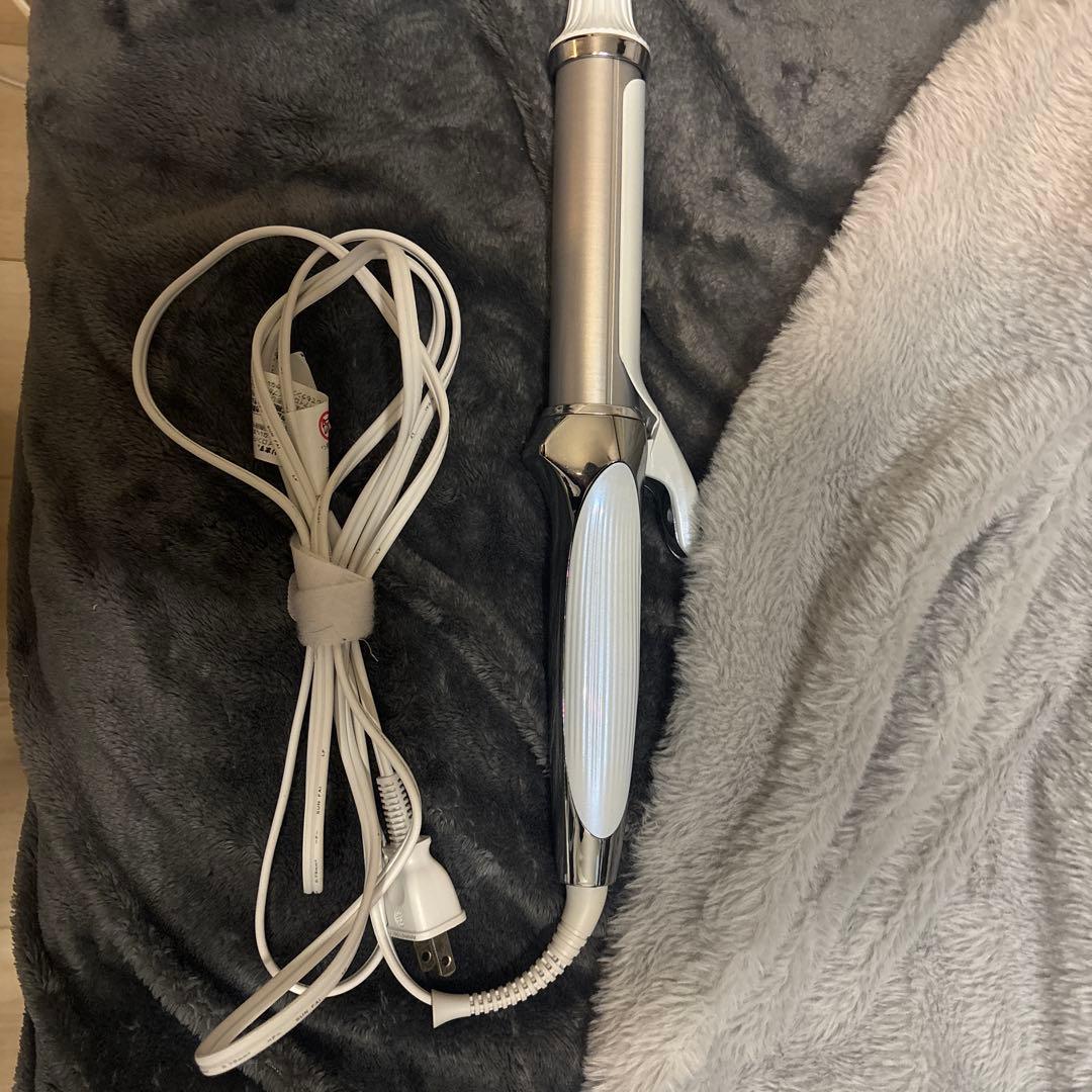 リファカールアイロン プロ 32（ホワイト） おひとり様1点まで】リファ カールアイロンプロ 32 / リファ(ヘア