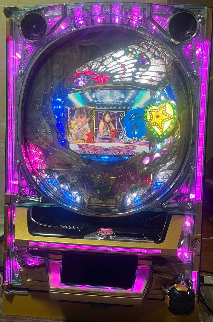 パチンコ実機 フィーバー 倖田來未 MF-T CRフィーバー倖田來未MF-T】実写カットインにテンション爆上がり