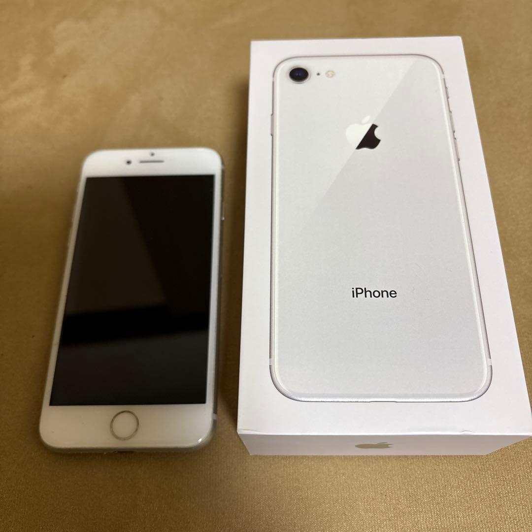 iPhone 8 64G シルバー 本体 SIMフリー（箱付き） Amazon | 【整備済み品】 Apple iPhone 8 64GB シルバー SIMフリー
