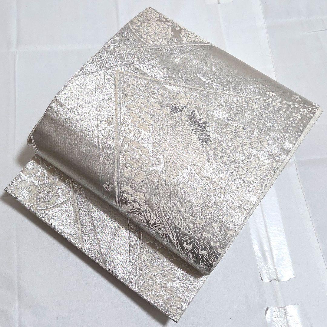A◆着物くつろぎ 孔雀に花模様 プラチナ 銀糸 六通 正絹 フォーマルな袋帯 袋帯 秀品 孔雀 草花 金銀糸 箔 黒 六通 正絹 【中古】 - メルカリ