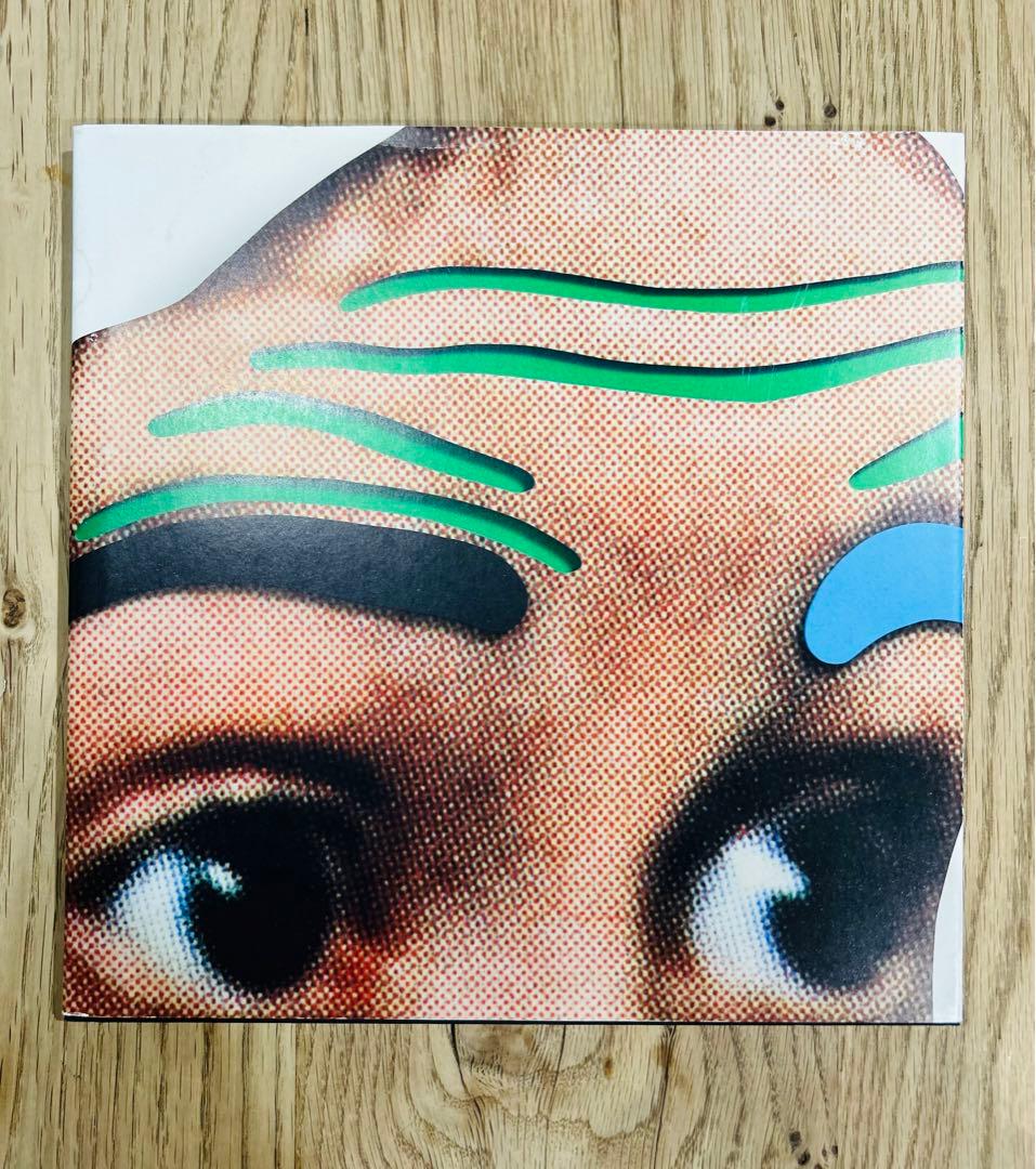 美品　ジョン・バルデッサリ　作品集　希少　Raised Eyebrows John Baldessari: “Raised Eyebrows/ Furrowed Foreheads” (SHORT) | Art21