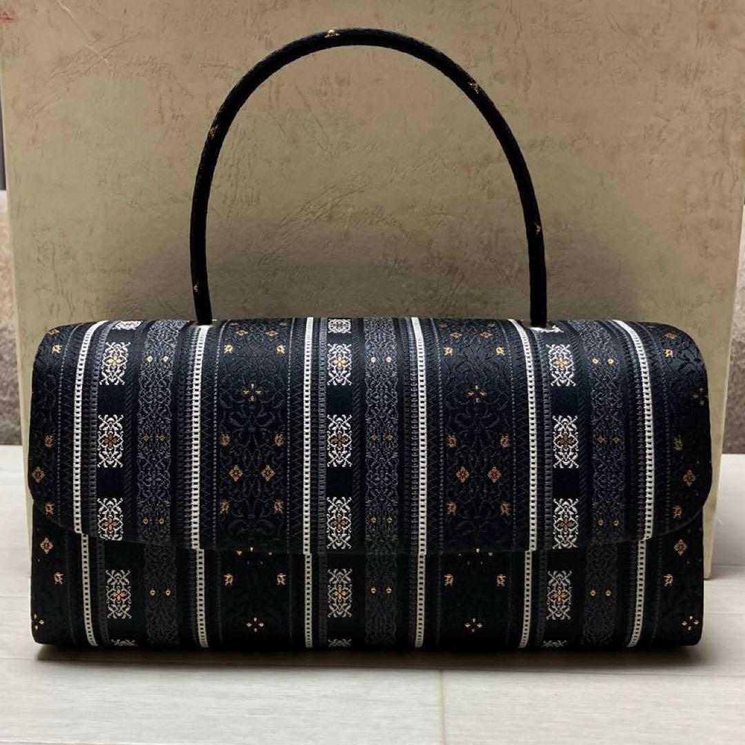 《美品・箱付き》草履バッグセット　黒　金糸　刺繍　大きめバッグ