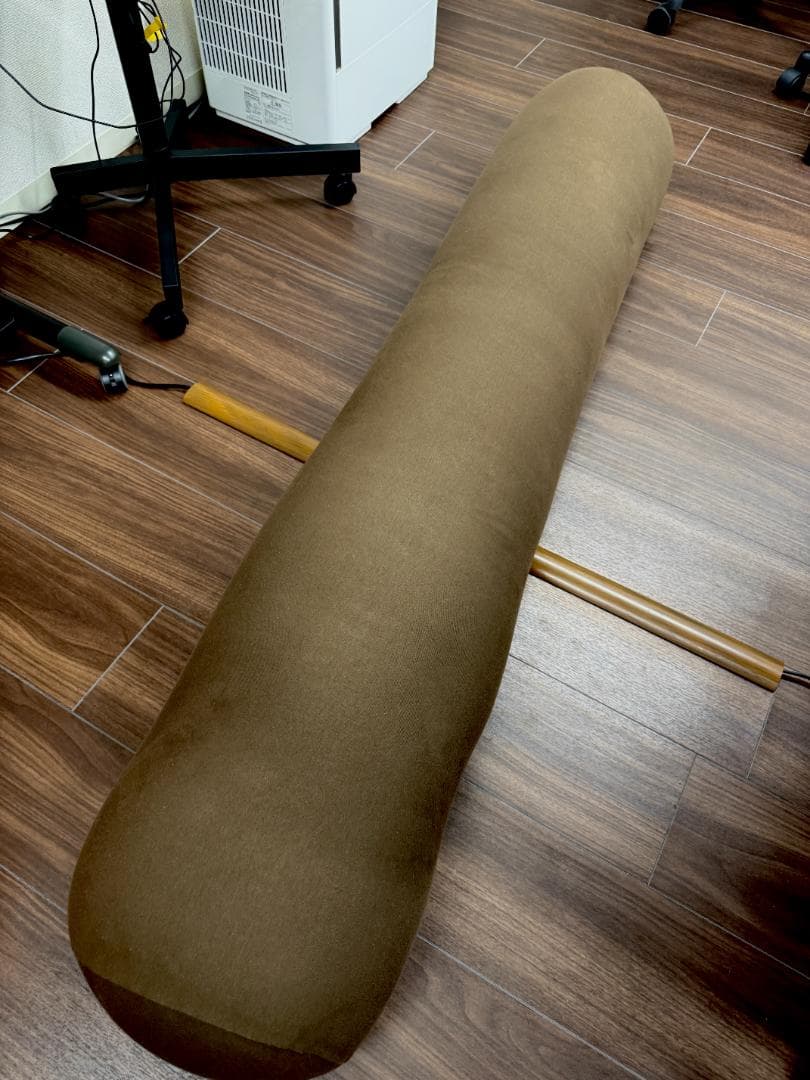 あ*え様 Yogibo Roll Max チョコレートブラウン(ROL-CB) 公式】Yogibo Roll Max（ヨギボー ロール マックス） | Yogibo公式