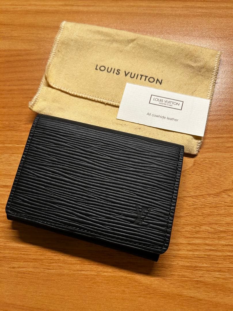 ※ マロンまろん　ルイヴィトン　名刺入れ　黒 ルイヴィトン LOUIS VUITTON 名刺入れ エピ オーガナイザー・ドゥ