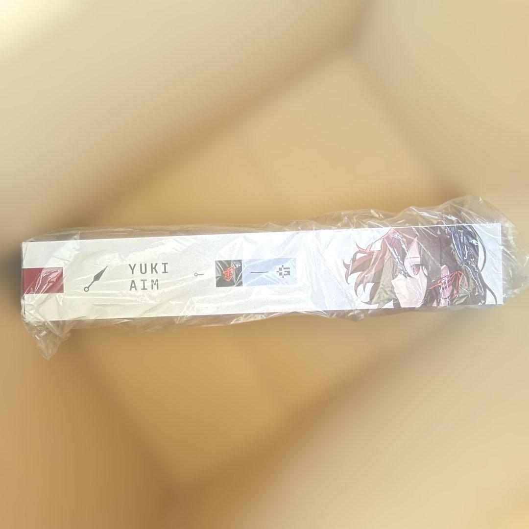 マウスパッド、Yuki Aim キャラクターイラスト デザイン　新品未使用 バランスタイプのガラス製マウスパッド「Yuki Aim Glass Mousepad