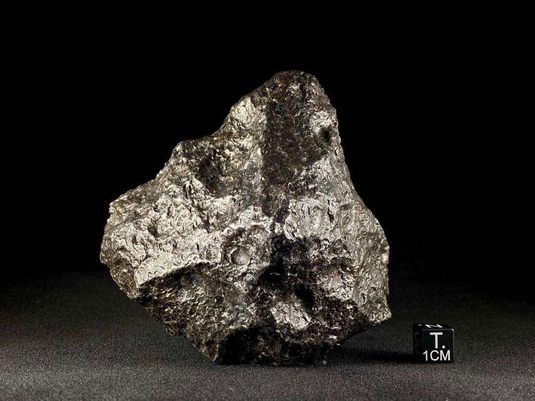 1025g カンポデルシエロ 鉄隕石 天然石 宇宙 パワーストーン 鉱物標本 カンポ・デル・シエロ鉄隕石標本：本物の隕石、宇宙からの贈り物