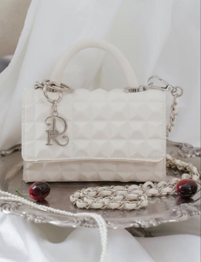 DarichダーリッチDRチャームチョコレートハンドバッグ IVO アイボリー