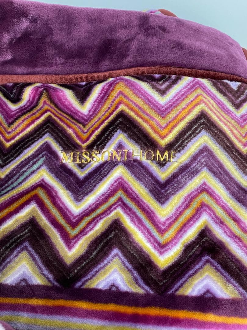 新品未使用】MISSONI ミッソーニ 西川 アクリル毛布 - メルカリ