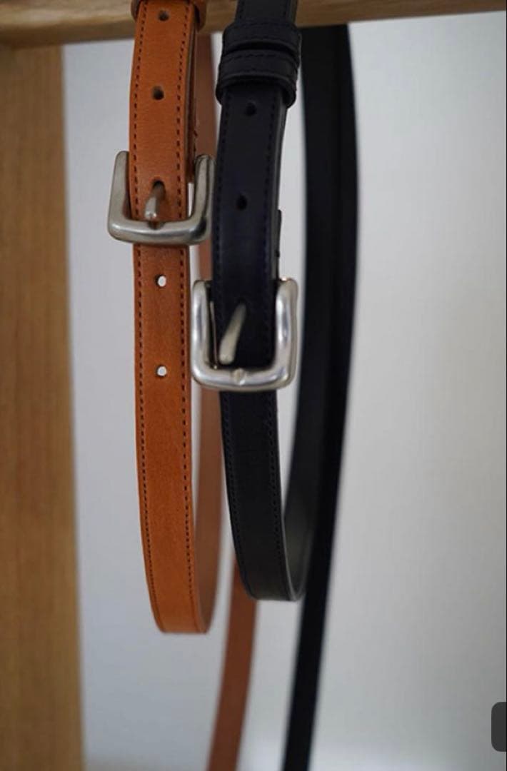 ETRÉ TOKYO 牛革ベルト　ブラック ETRE TOKYO - ブラスリングバックルセンターステッチベルト (BLACK