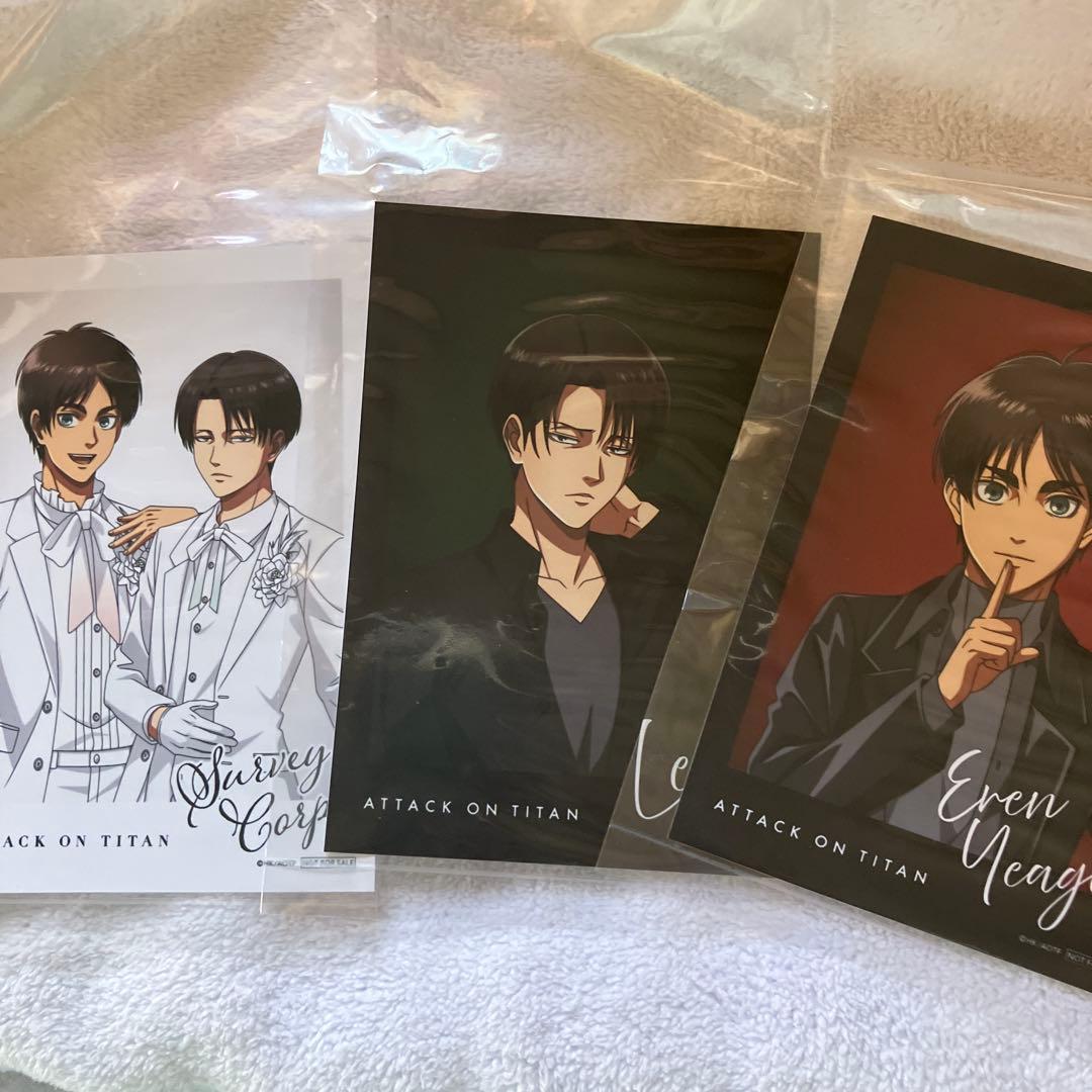 進撃の巨人アニメイト限定特典ブロマイド3枚セット エレン・リヴァイ