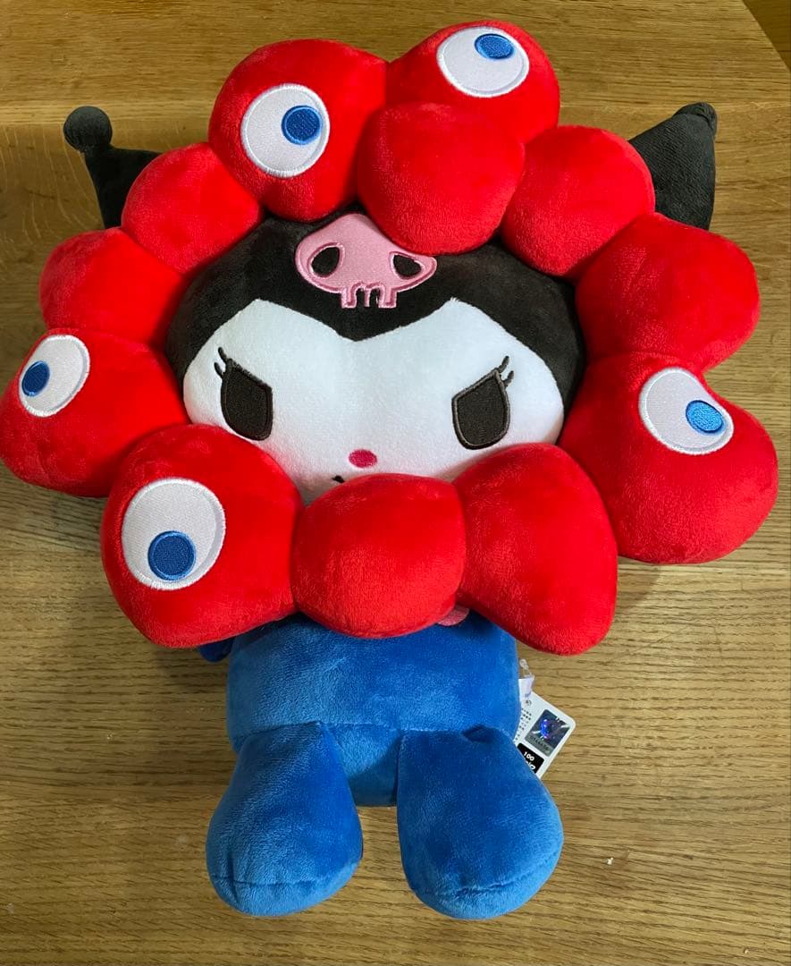 完売】EXPO2025 ミャクミャク 【サンリオ】 なりきりぬいぐるみLクロミ