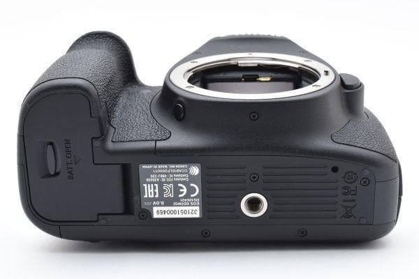 【美品】キャノン Canon EOS 6D ボディ 《ショット数3453回》