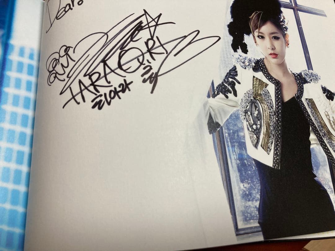 レア】T-ARA メンバー全員サイン入りCD - メルカリ