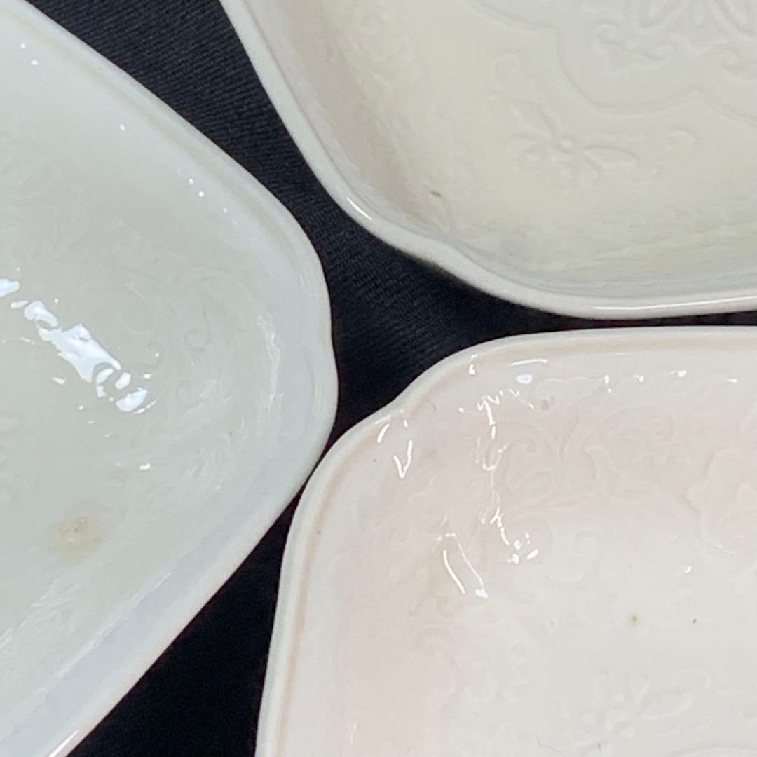 K542☆古い 愛媛 砥部焼 向井製 淡黄磁膾皿 5人前 陽刻 白磁 共箱付