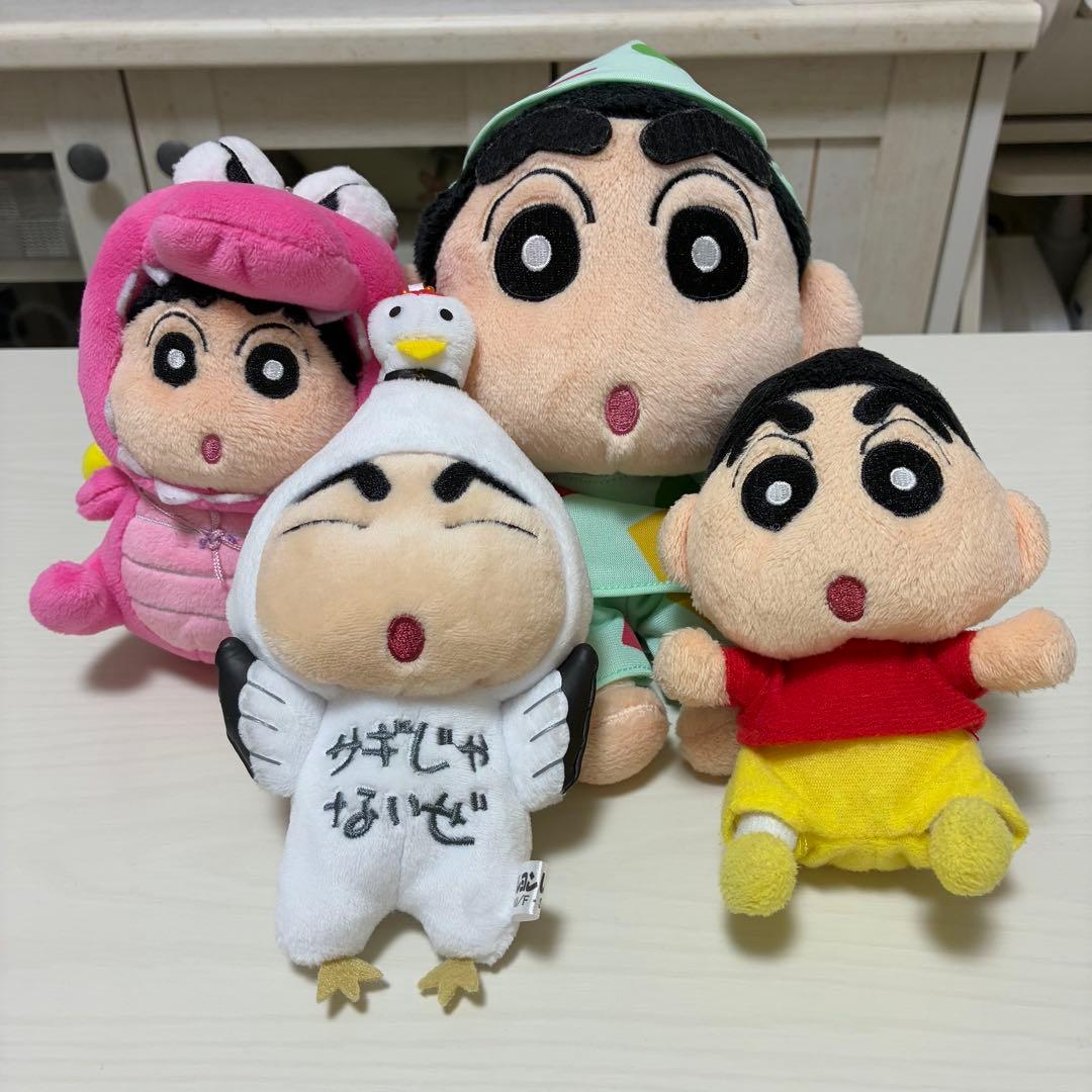 クレヨンしんちゃん ぬいぐるみ 4体セット - メルカリ