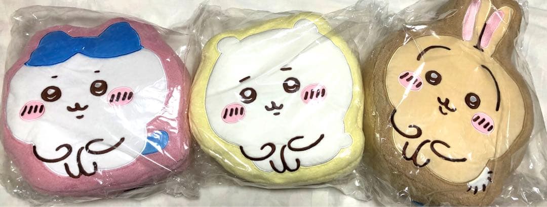 ちいかわ】もこもこダイカットクッション ちいかわ ハチワレ うさぎ 3