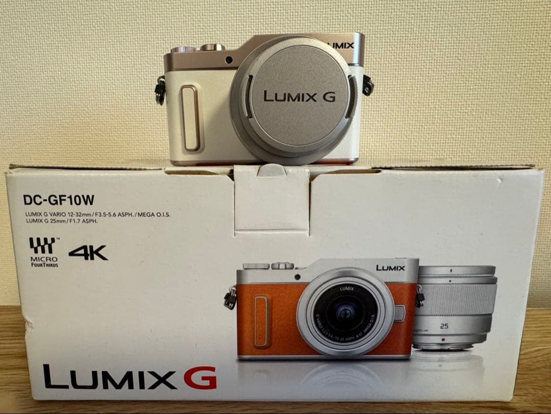 Panasonic LUMIX DC-GF10 ホワイト　解説本付き レンズ2本 LUMIX Gシリーズ パナソニック ミラーレス Panasonic DC-GF10 レンズ