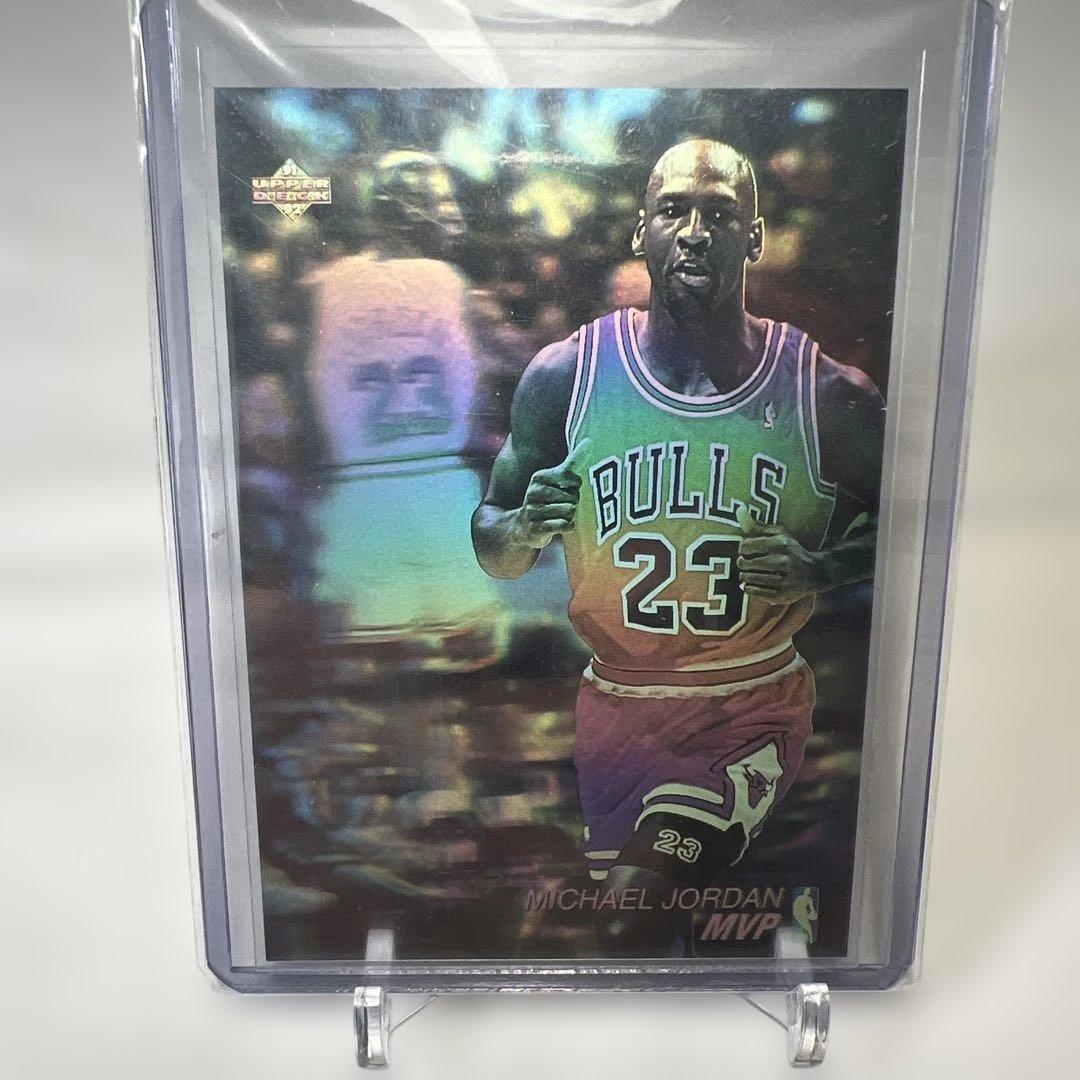 美品] NBAカード ブルズ マイケルジョーダン MVP ホログラム 23番