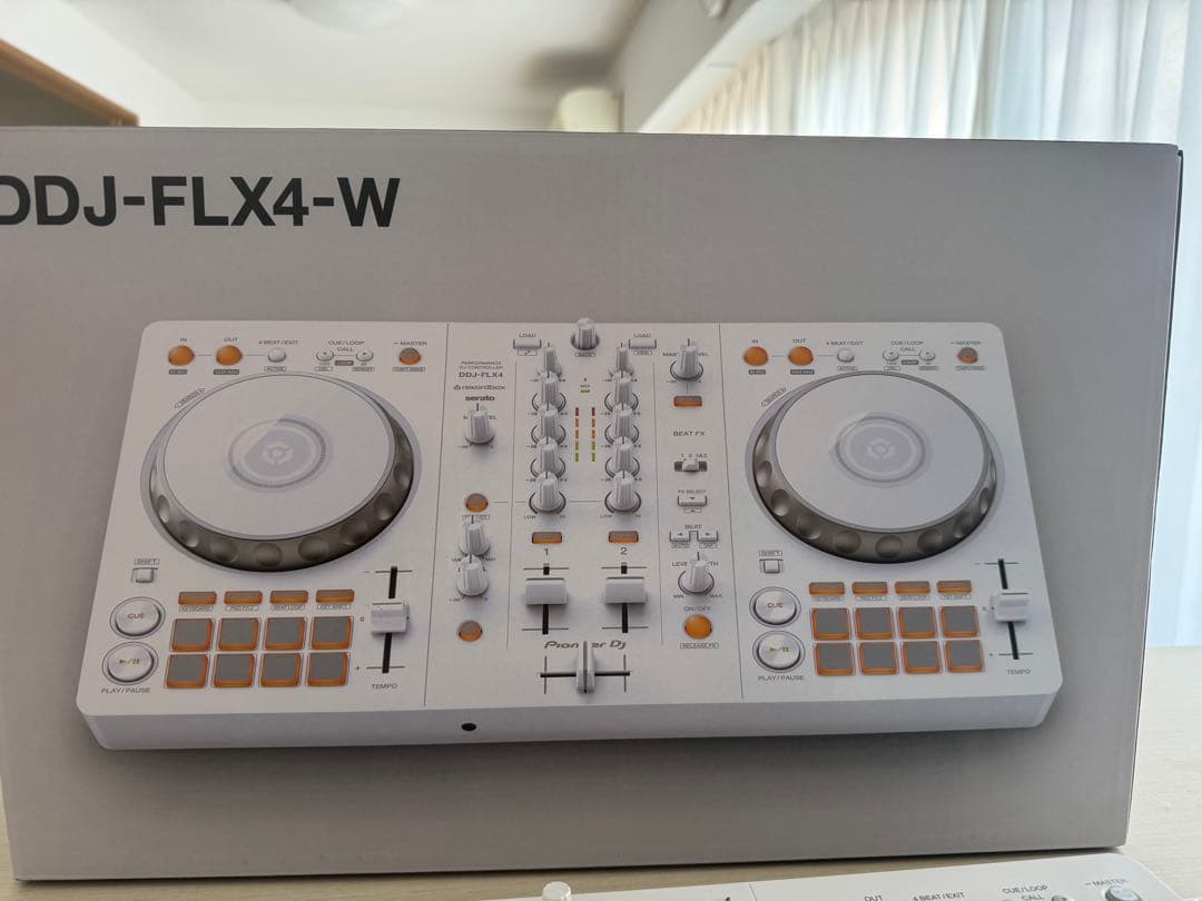 【美品】Pioneer DDJ-FLX4-W 2ch DJコントローラー DDJ-FLX4 - マルチアプリ対応2ch DJコントローラー (Black)