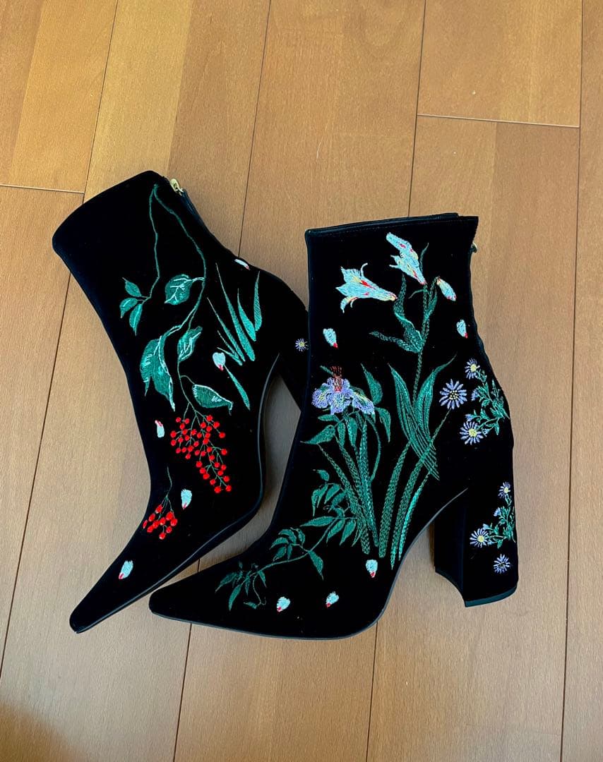 mamekurogouchi /2018-2019AW/ 刺繍ベルベットブーツ