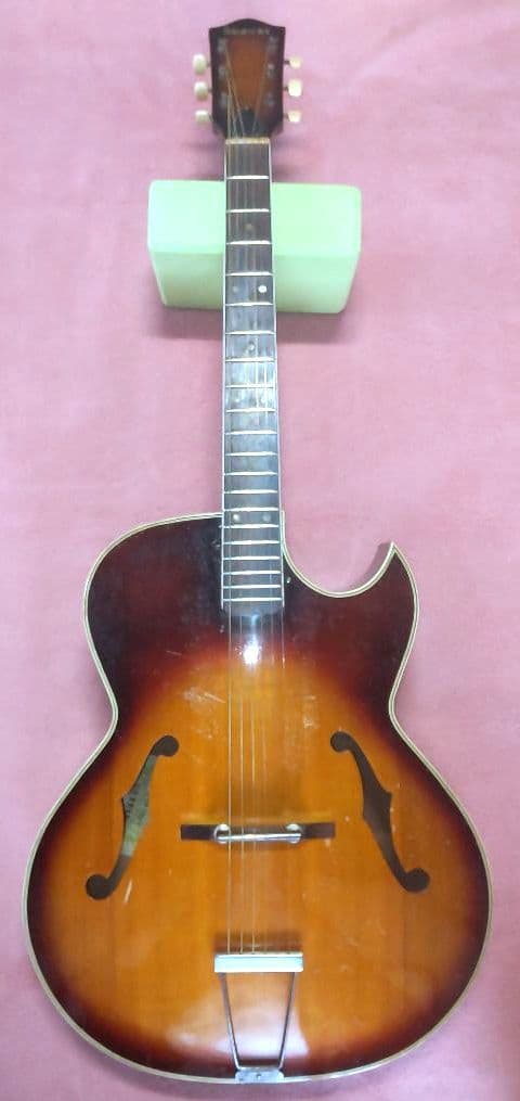 【鈴木バイオリン製作】 P-20 アーチトップギター 60年代製造 鈴木バイオリン製作】 P-20 アーチトップギター 60年代製造 Suzuki
