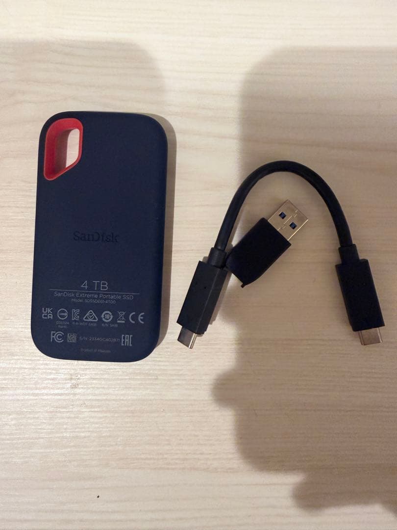 ほぼ未使用 SanDisk Extreme 4TB ポータブルSSD - メルカリ