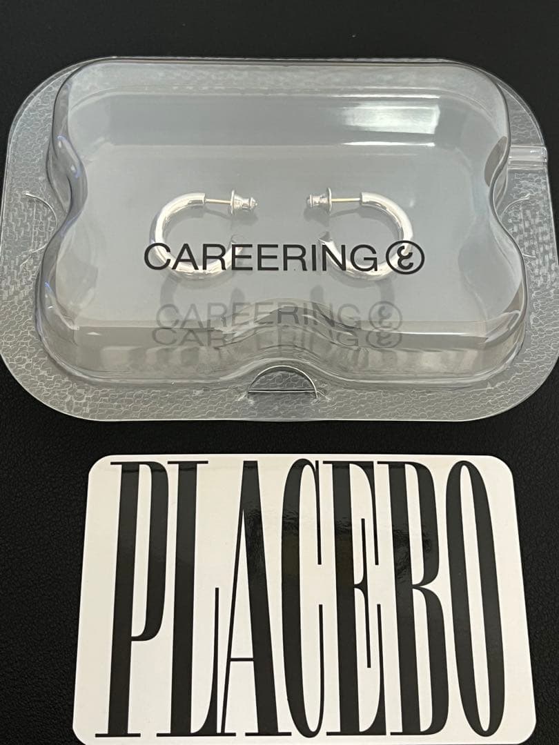 CAREERING シルバー フープピアス 501 CAREERING PLACEBO MIRROR 501 フープピアス｜トゥモローランド 公式通販