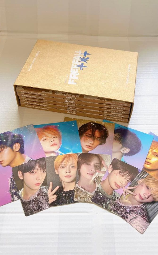 TXT  FREEFALL  本体ケースSet➕トレカ特典set TXT FREEFALL GRAVITY ver 5枚セット 特典トレカ・キーホルダー付