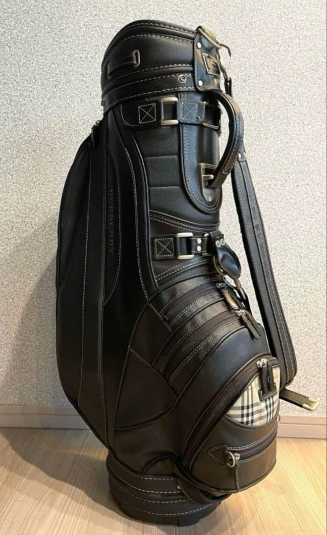 hikaru kotaniBURBERRY ブラックレザー キャディバッグ hikaru kotaniBURBERRY ブラックレザー キャディバッグ hikaru