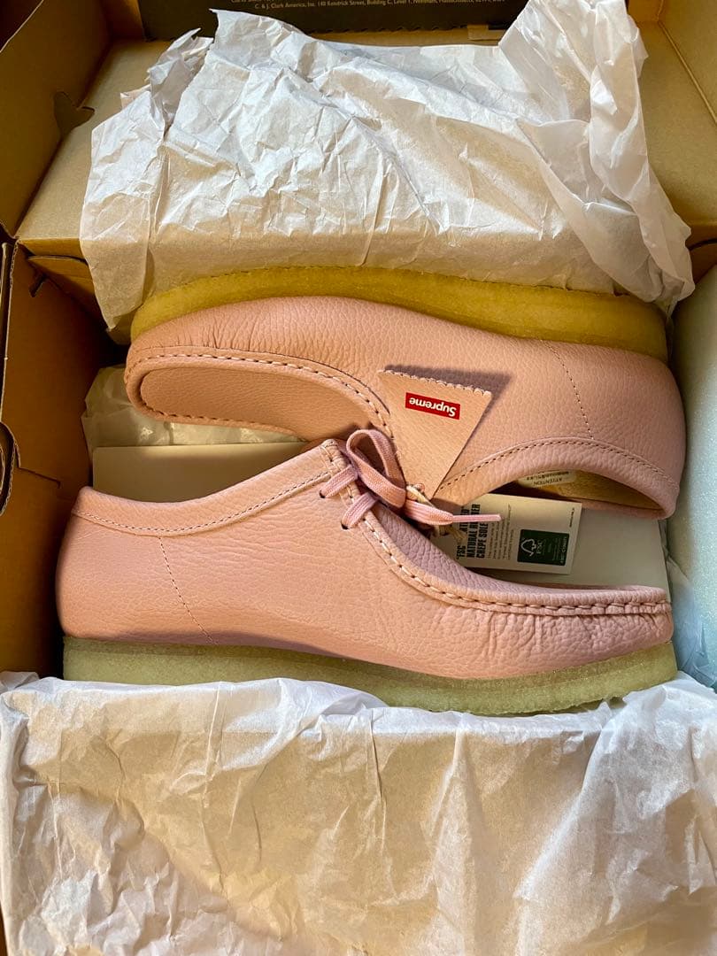 靴 Supreme Clarks Reflective Wallabee Pink Supreme × Clarks Reflective Wallabee Pink 25SS Week 17 UK 4-13 | eBay