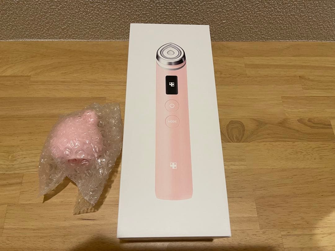 BOOSTER PRO ピンク 美顔器 クマ付 箱・説明書付】medicube ブースタープロ 美顔器 BOOSTER PRO AGE-R