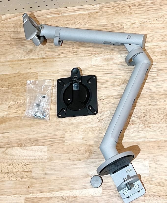 CBS FLO ハーマンミラー モニターアーム シルバー Flo(フロー) モニターアーム シングル ( VESA規格対応 CBS ハーマン