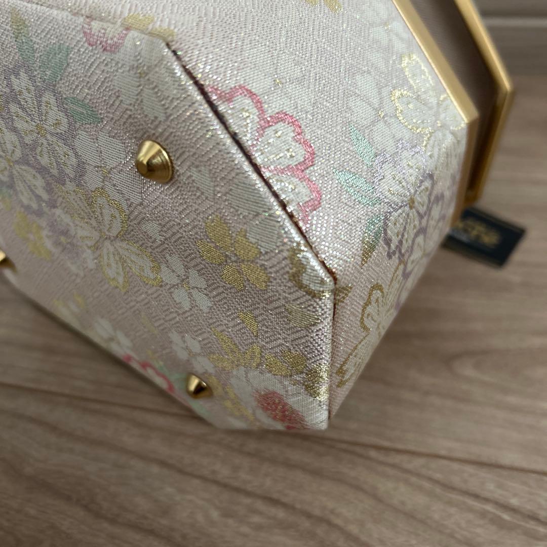新品未使用品 【紗織】 八角形 和装用バッグ 桜柄 タグ付き