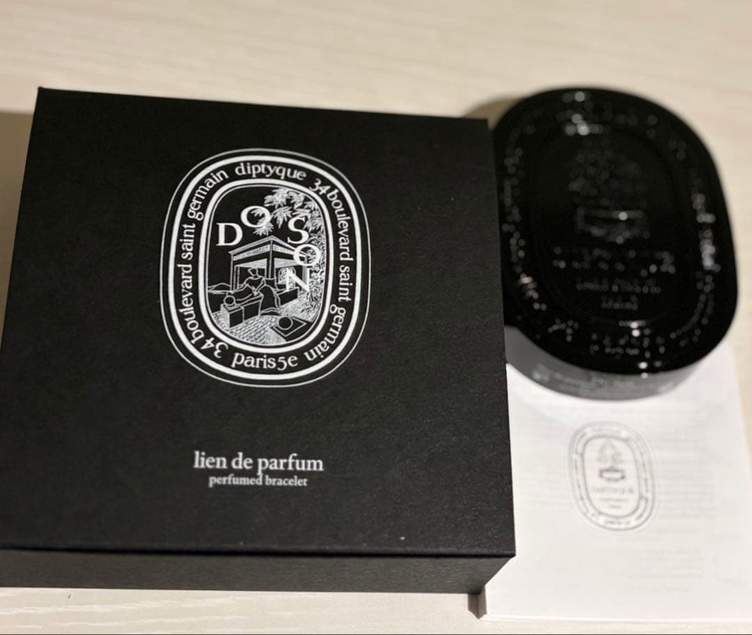 diptyque フレグランスブレスレット 希少品 DOSON 香水 - メルカリ