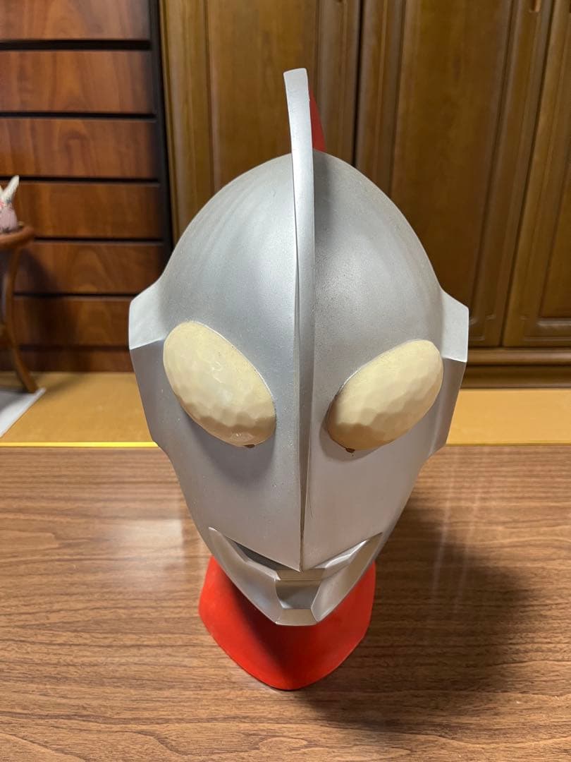 ウルトラマン 1/1 レプリカマスク 頭部 置物　飾り　レア　フィギュア ウルトラマン 1/1 レプリカマスク マスク 置物 飾り レア フィギュア