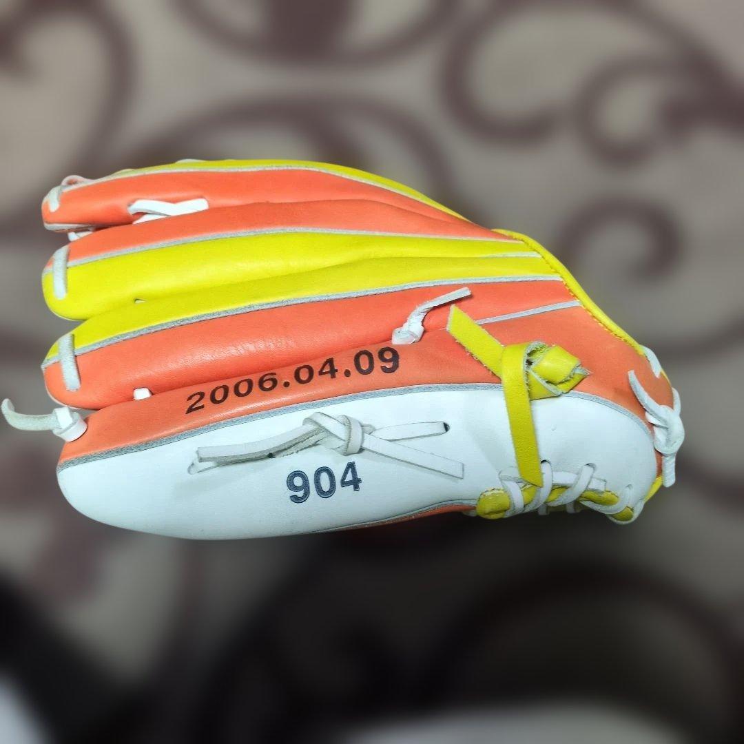 金本知憲モデルグローブ 続報！金本現役引退記念グラブ（ハタケヤマ）野球用品スワロースポーツ