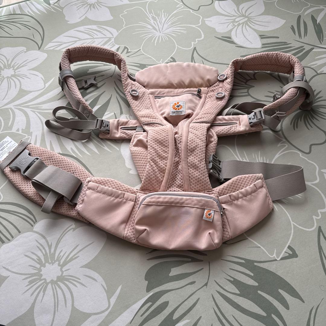 ergobabyエルゴ オムニブリーズ 抱っこ紐 ピンククォーツ メッシュ Amazon.co.jp: Ergobaby エルゴベビー 抱っこひも OMNI Breeze ピンク