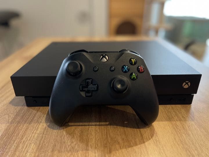 Nintendo Switch XBOX ONE X Xbox One X and Nintendo Switch: My favorite consoles of 2017