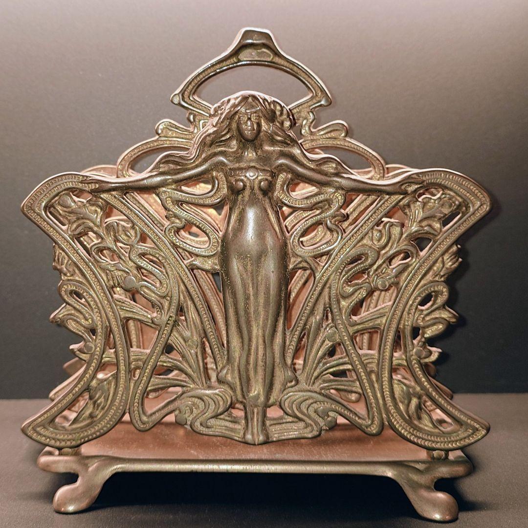 アールヌーボー風ブロンズナプキンスタンド　レターラック　アンティーク イギリス アンティーク レターラックorナプキンホルダー 真鍮製 1900