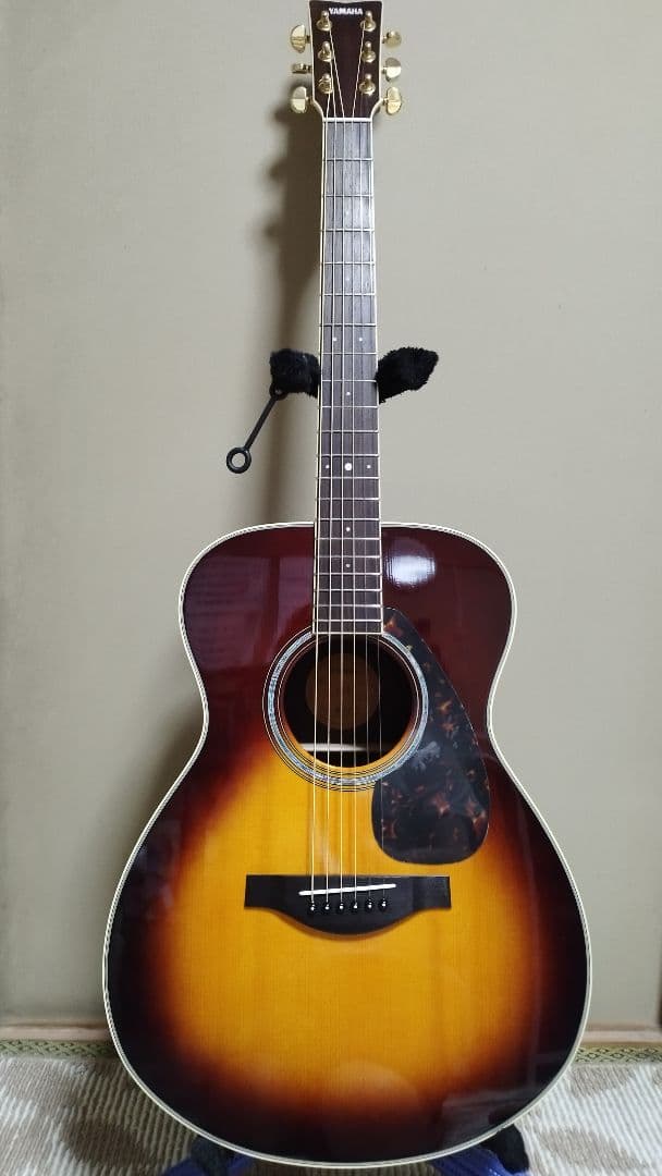 YAMAHA LS6 are アコースティックギター BS　美品弦高調整おまけ付 YAMAHA ヤマハ LS6 ARE BS アコースティックギター パッシブPU搭載