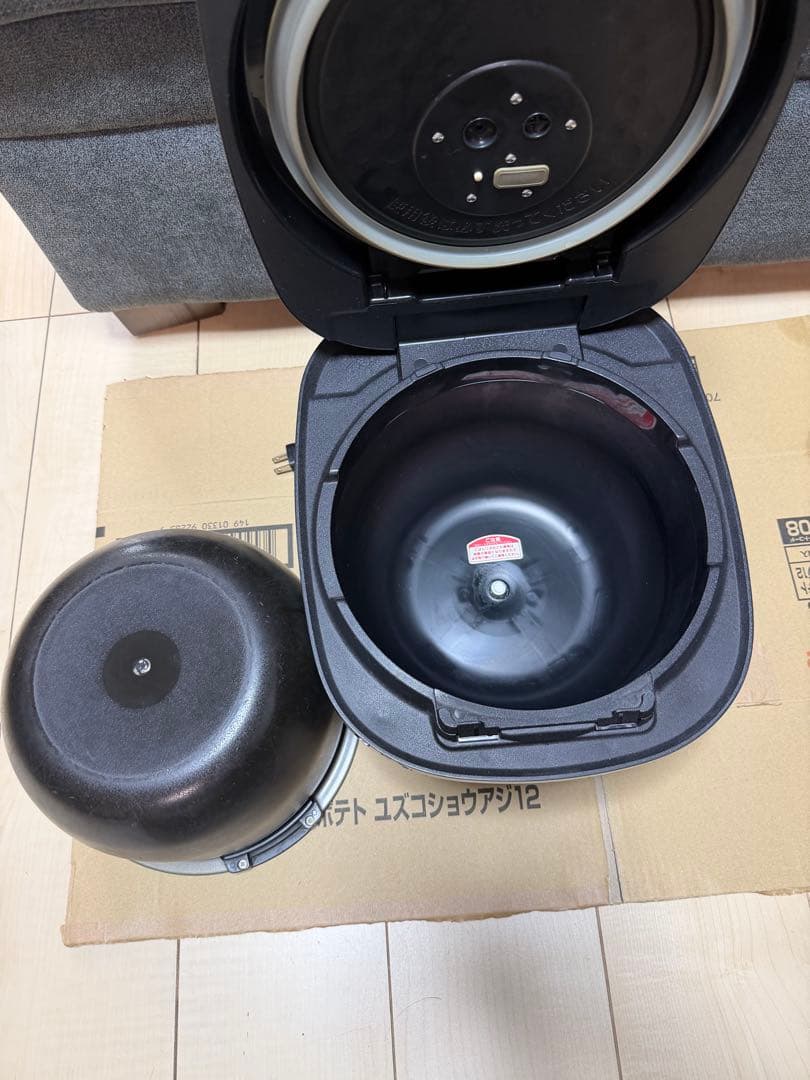 河*村様 TIGER 炊飯器 JPC-18KS 1.8L