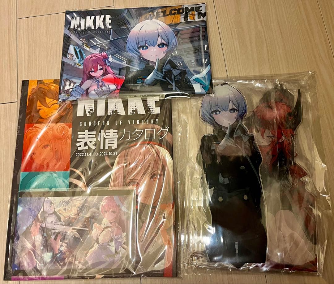 ファミ通 2周年 記念 リリーバイス NIKKE アクリルスタンド 2体セット