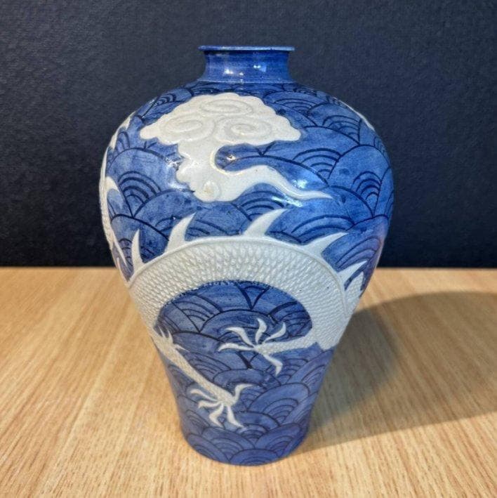 S8025 大明宣徳年製銘 明宣徳時代 中国骨董 青花 浮彫白