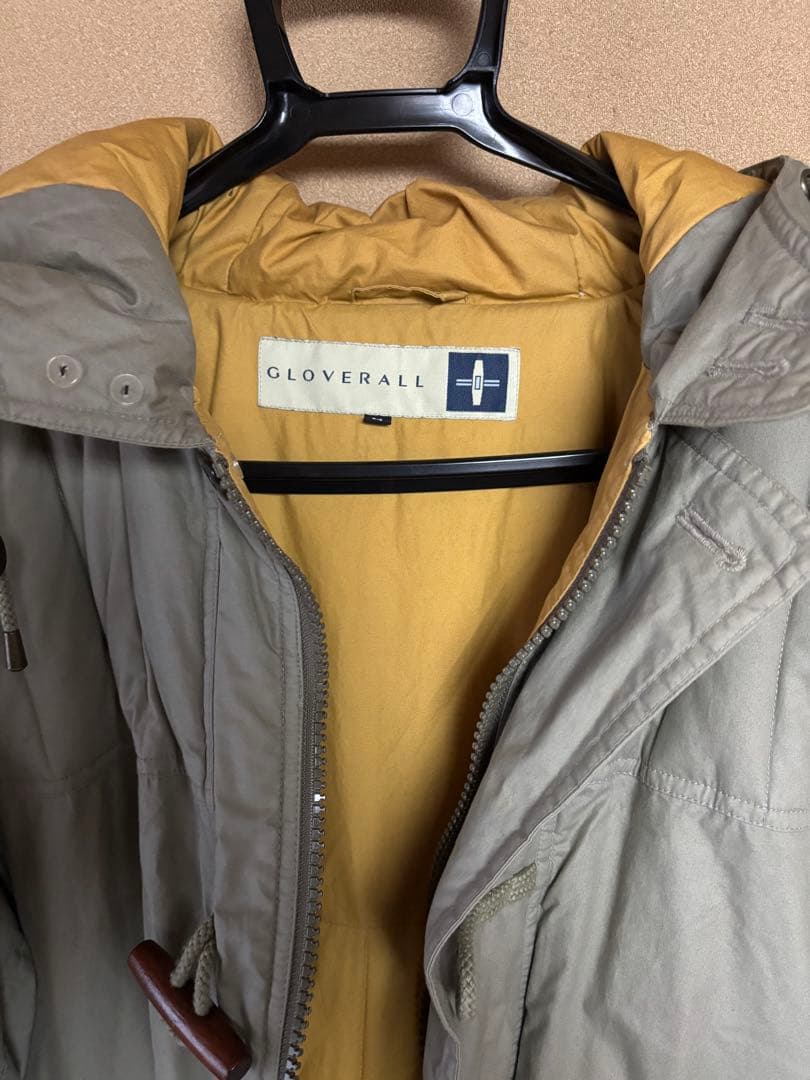 値下げ 美品 GLOVERALL ダウンコート ダッフルコート 玉美 激レア 英国ブランドGLOVERALLとDESCENTE ALLTERRAINによるブリティッシュ