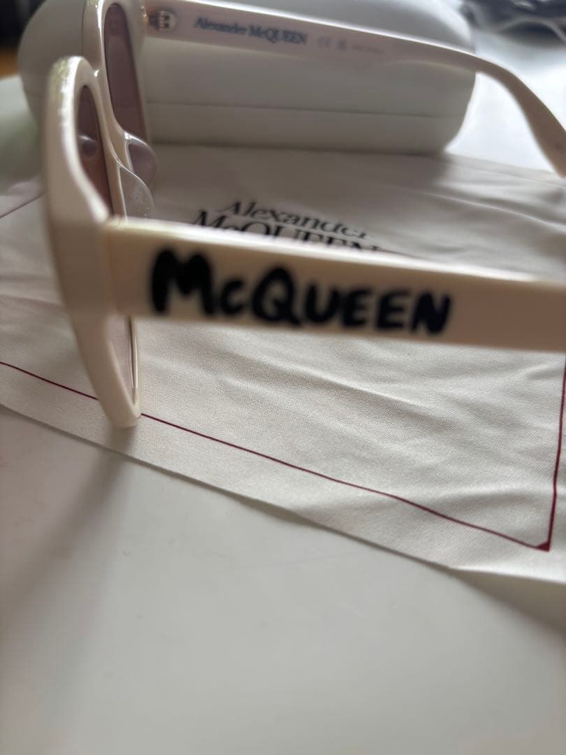 あまね様専用】Alexander McQueen ラウンド型サングラス