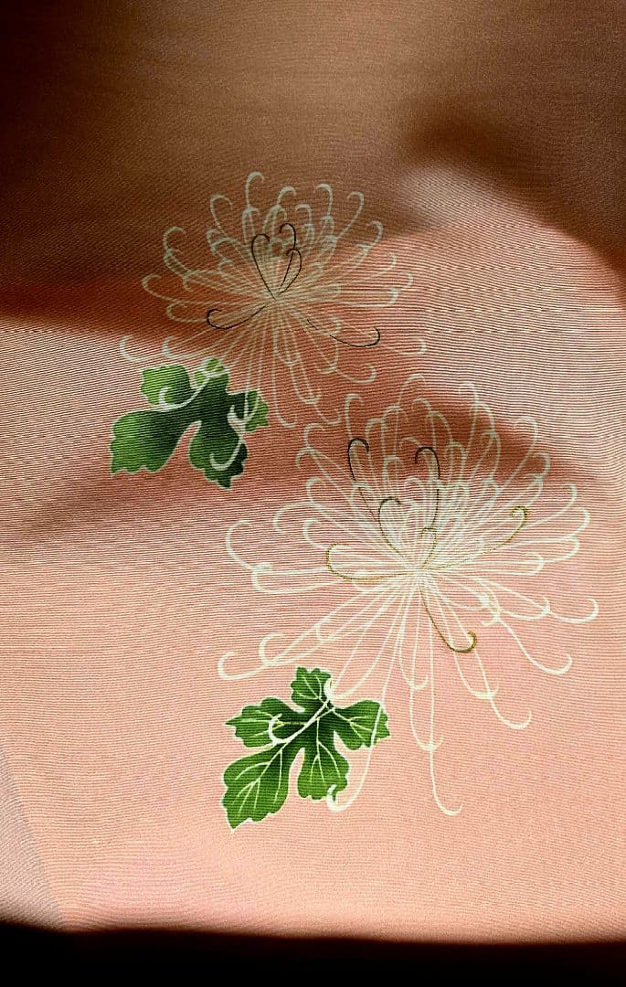 丹後ちりめん 着尺 付け下げ上品な桃色 金彩有 糸菊 京友禅 1521733.jpg