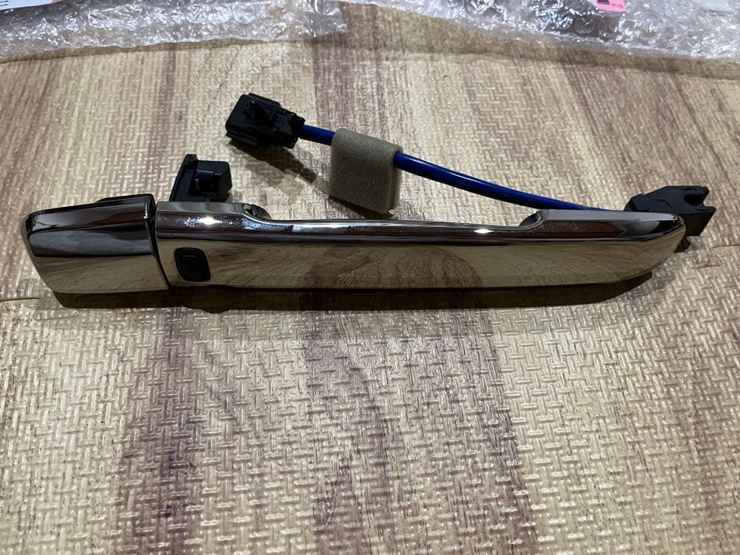 y*y様 セレナc27ニスモ 純正クロームメッキドアハンドル1台分セット