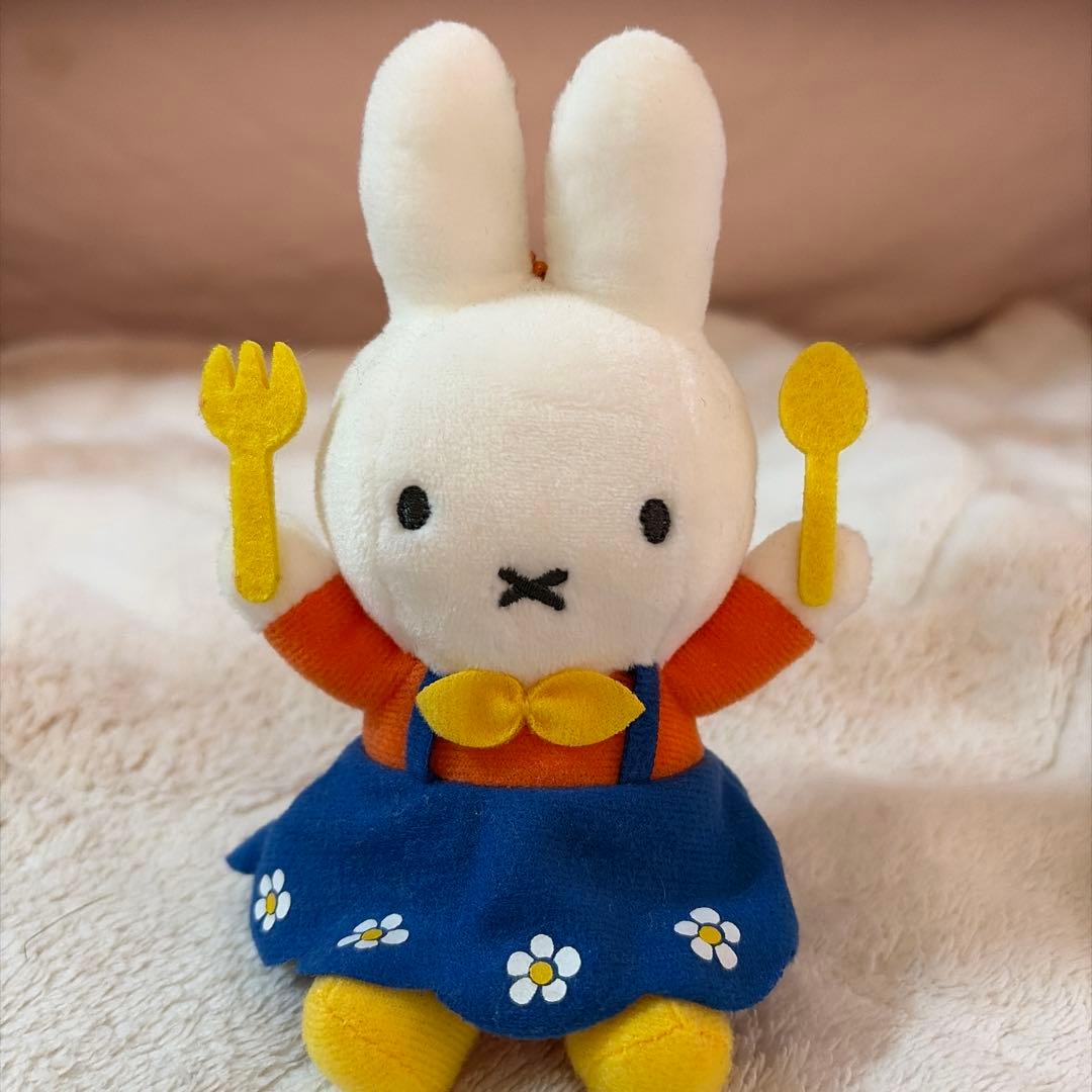 ハウステンボス ミッフィー ナインチェカフェ ぬいぐるみ キーホルダー