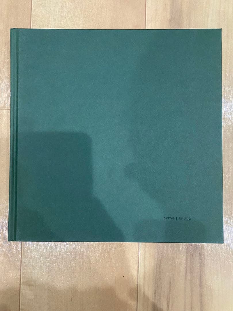 DISTANT DRUMS / HIDEAKI HAMADA 濱田英明 写真集 予約開始後に初版2,000部が完売。 濱田英明 写真集『DISTANT DRUMS