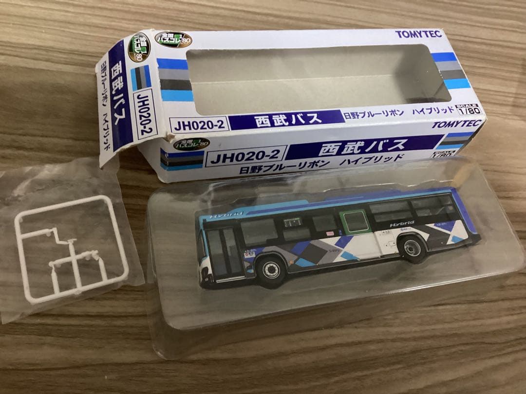 西武バスオリジナルハイブリッドバスHO1/80日野ブルーリボンJH020-2A